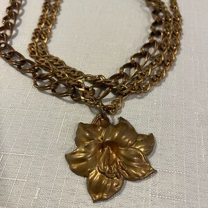 Vintage, Susanna Galanis flower Necklace
